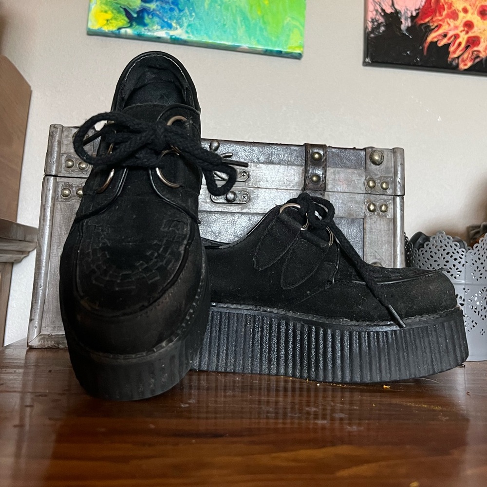 Black Platform Creepers
